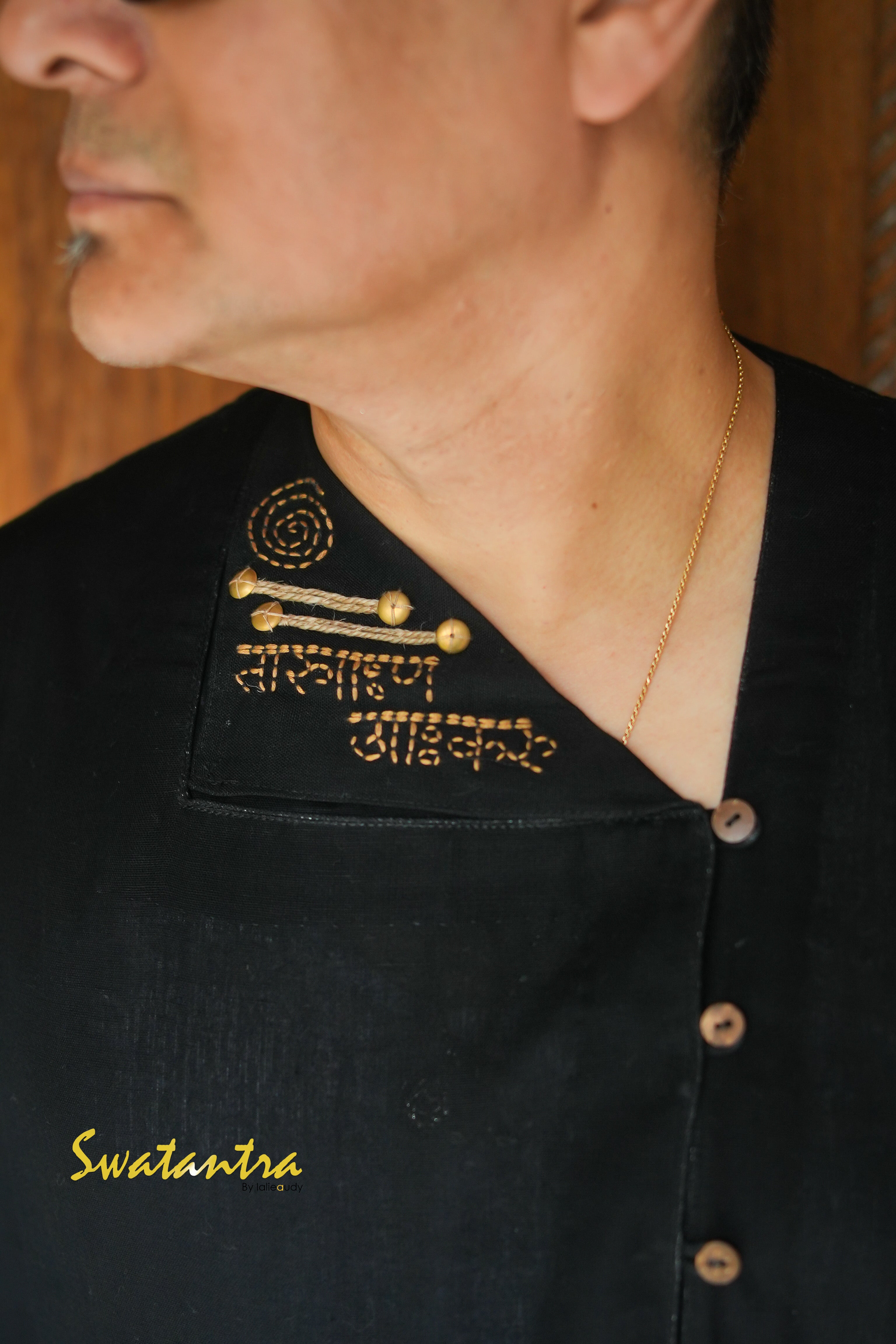 GK BLACK JUTE EMB AMIT