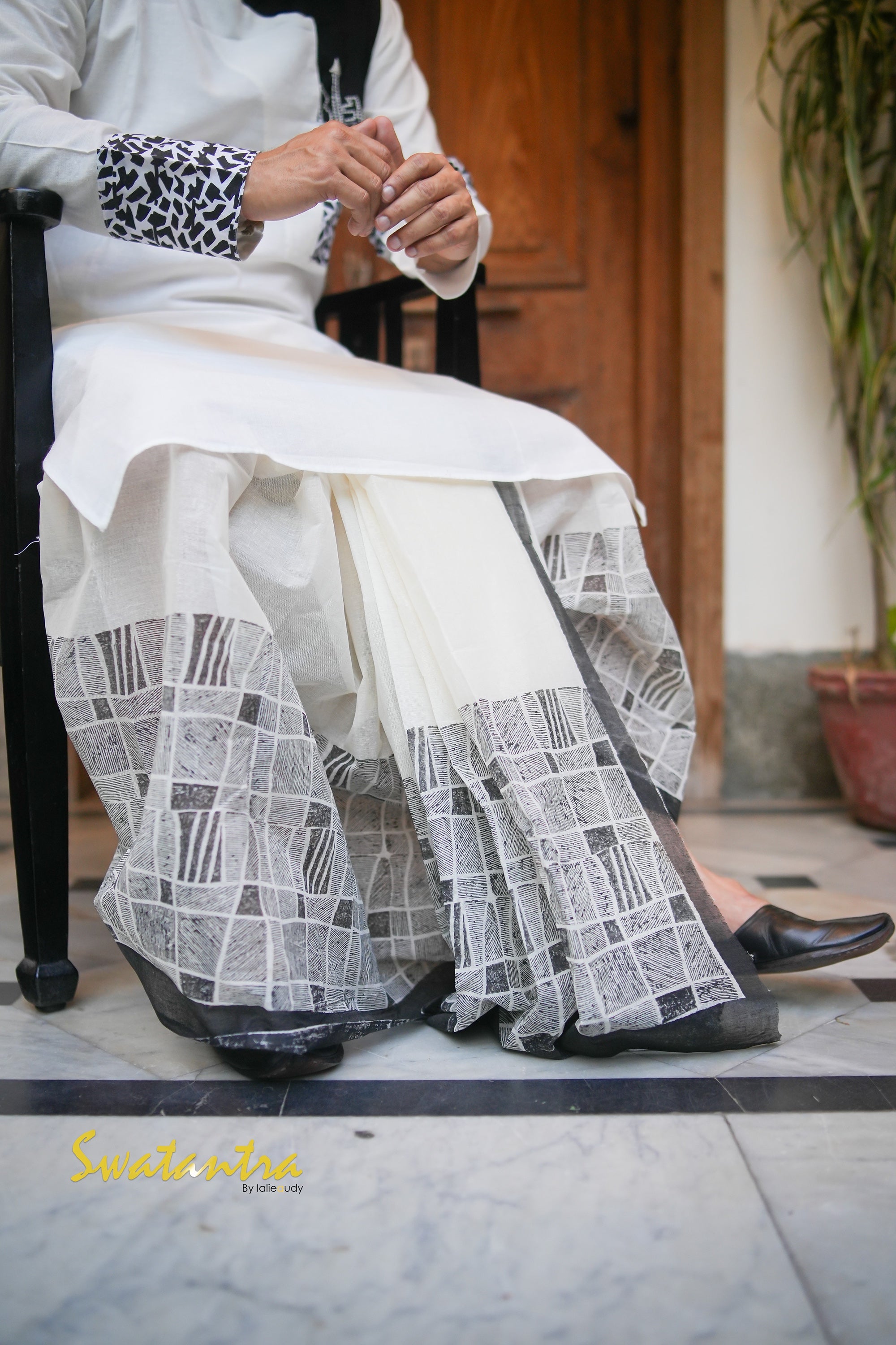 ANJAN LALIE KURTA-SARONG