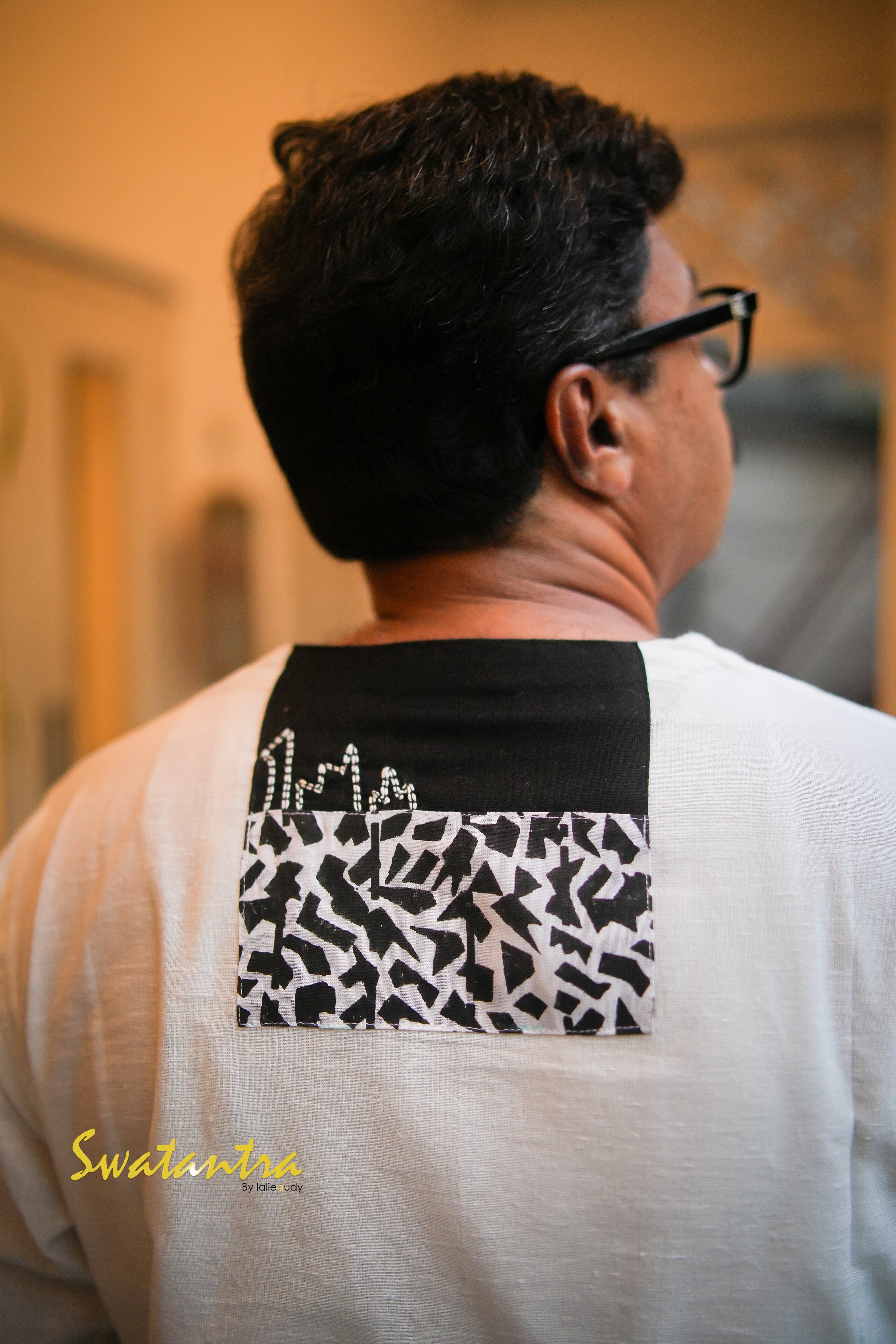 ANJAN LALIE KURTA