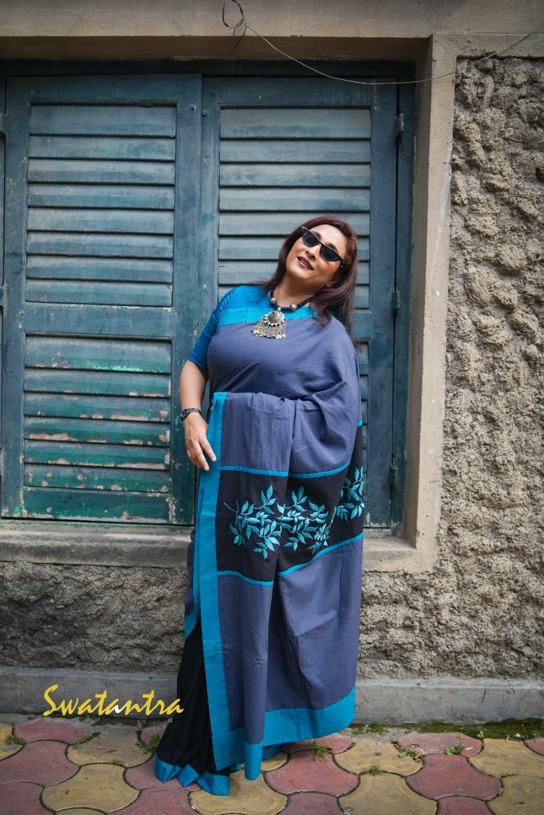 SAREE KORA COTTON ASH BLACK EMB AUDY