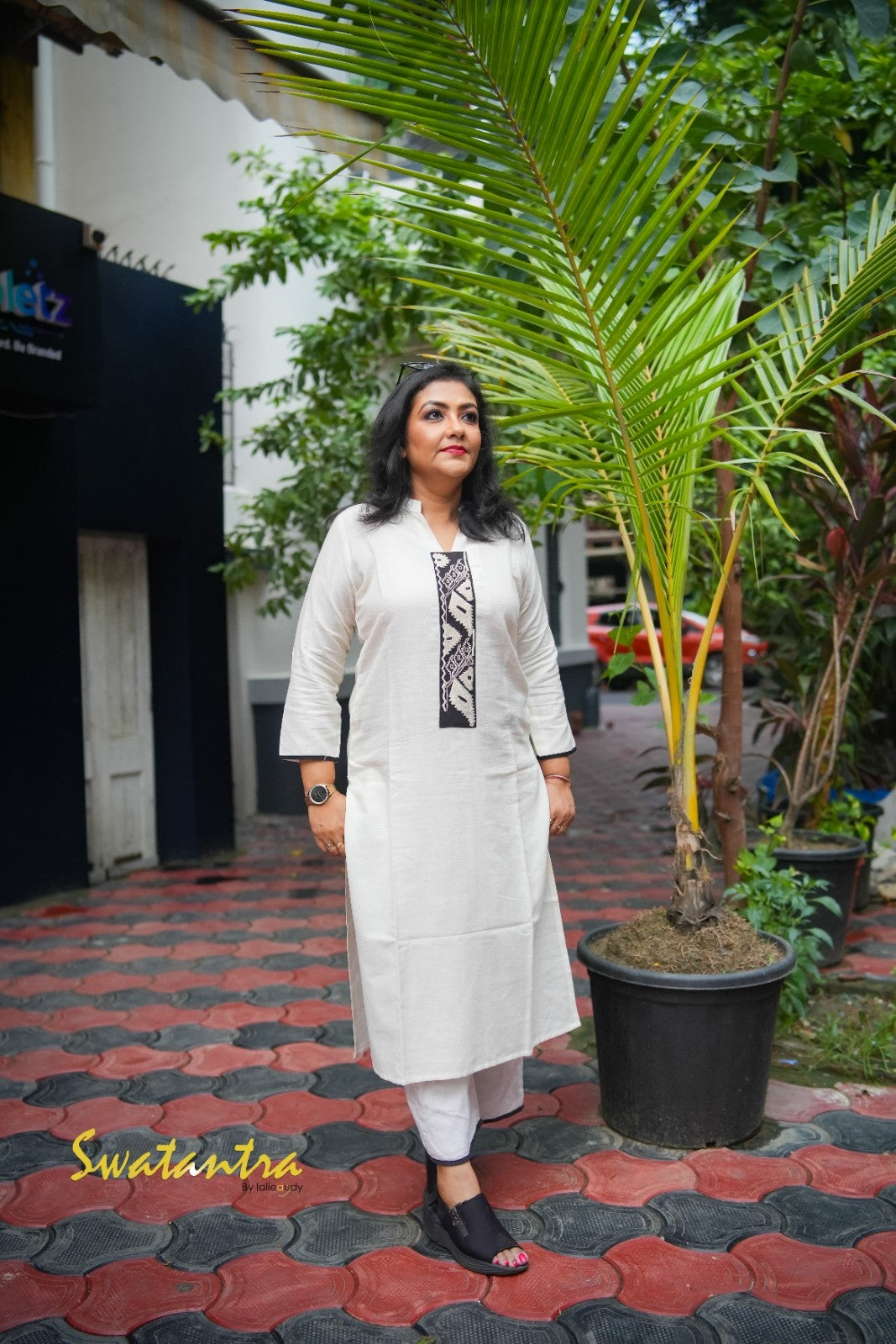 LALIE SAIKAT OFFWHITE JAMDANI LADIES KURTA