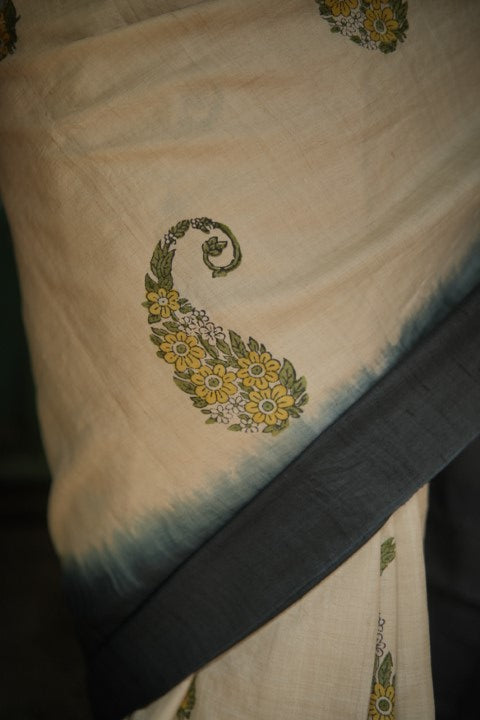 Tusser Paisley Lalie Saree