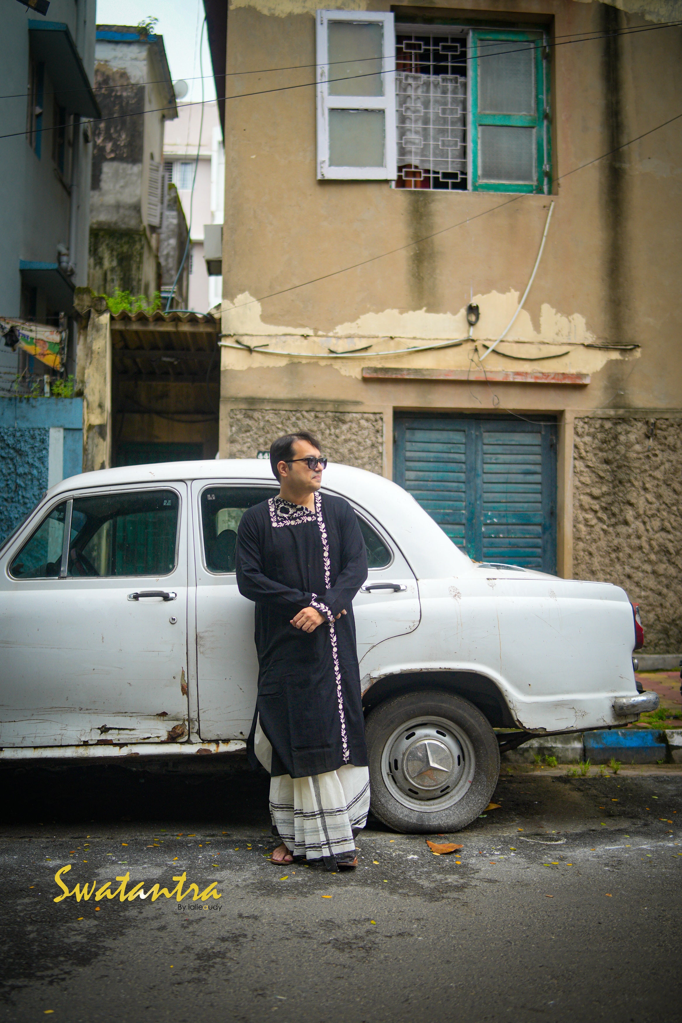 GK BLACK VEL.EMB SSR - DHOTI
