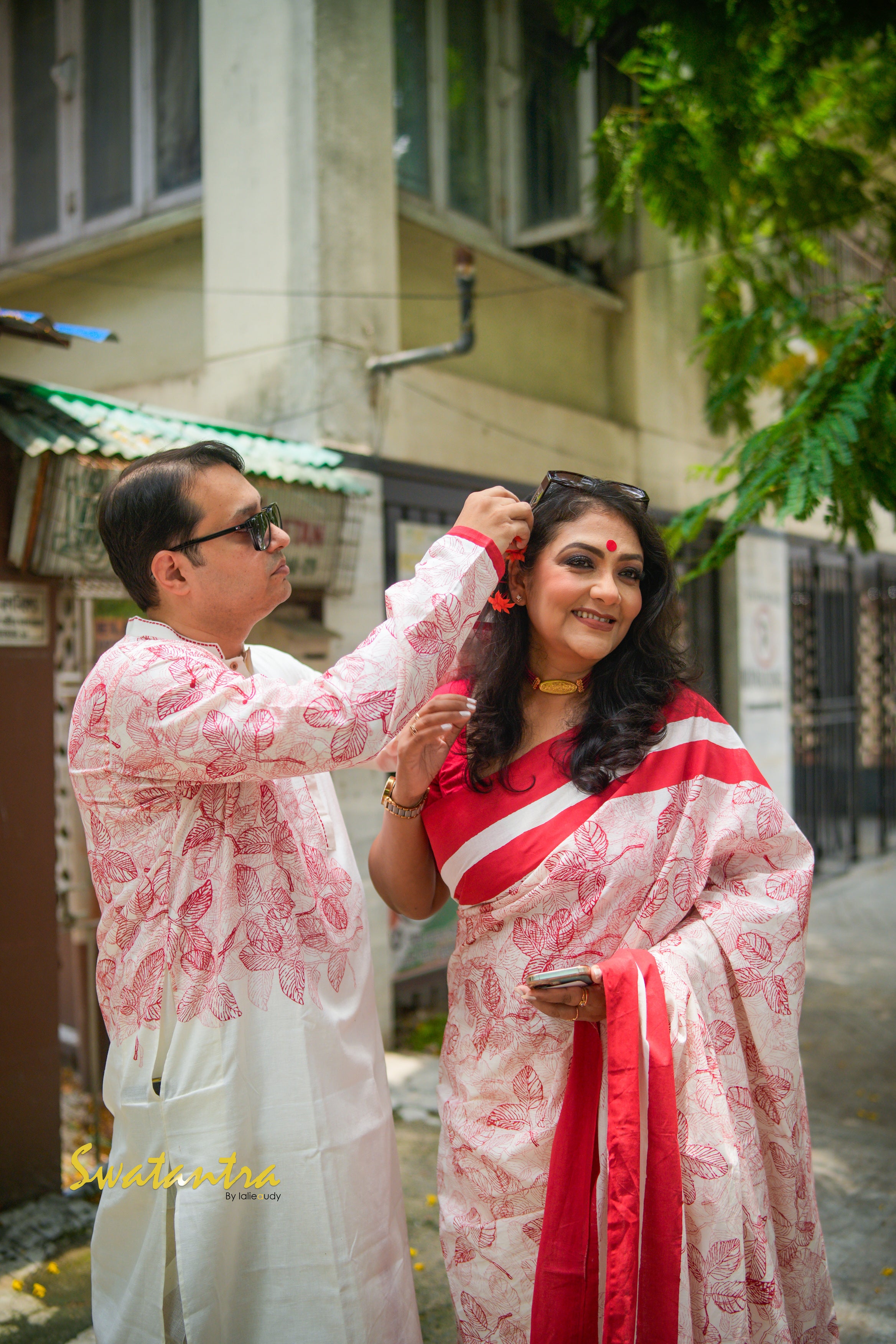 OFFWHITE RED LALIE-SSR SAREE