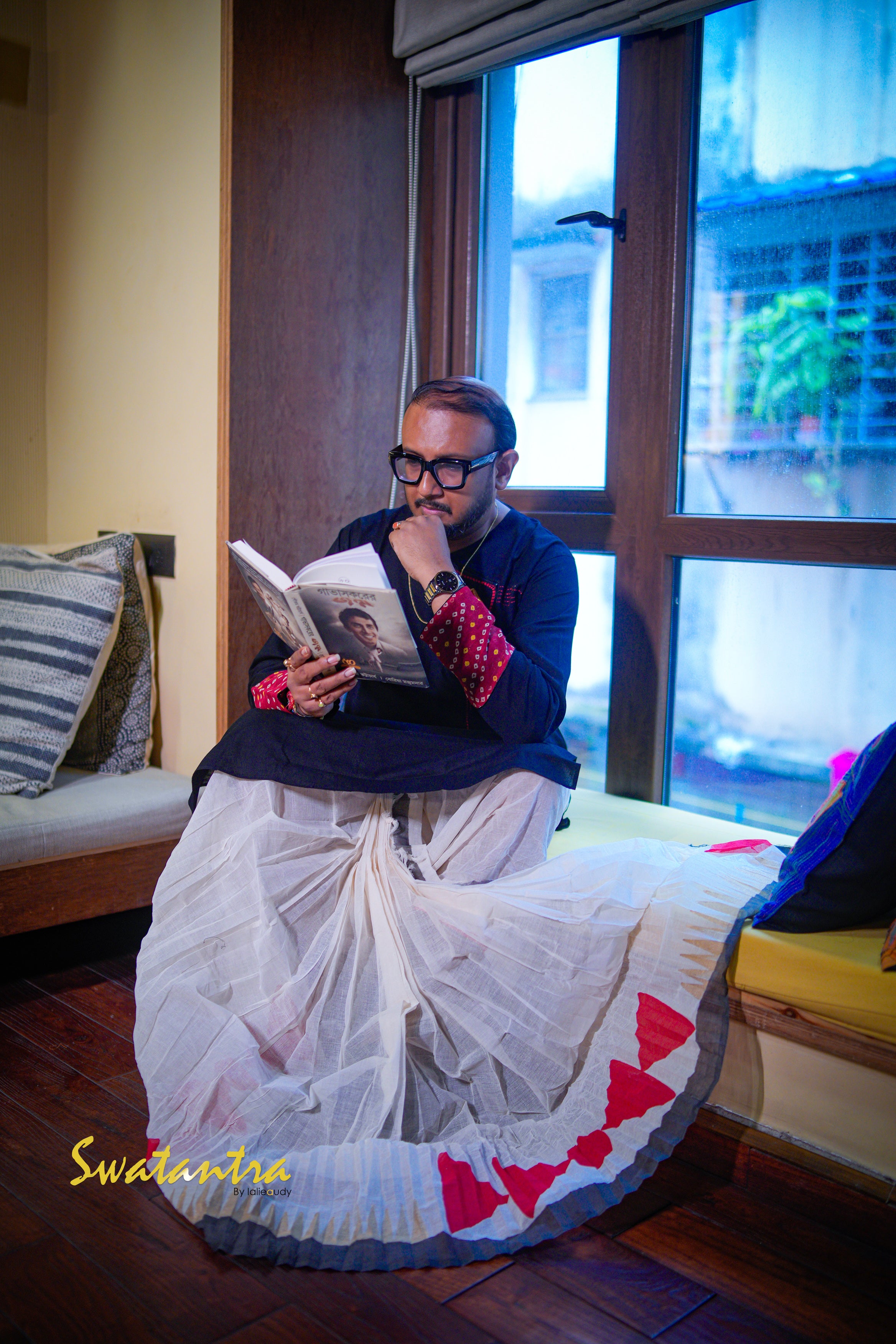GK BLACK-RED DR.SAPTARSHI - DHOTI