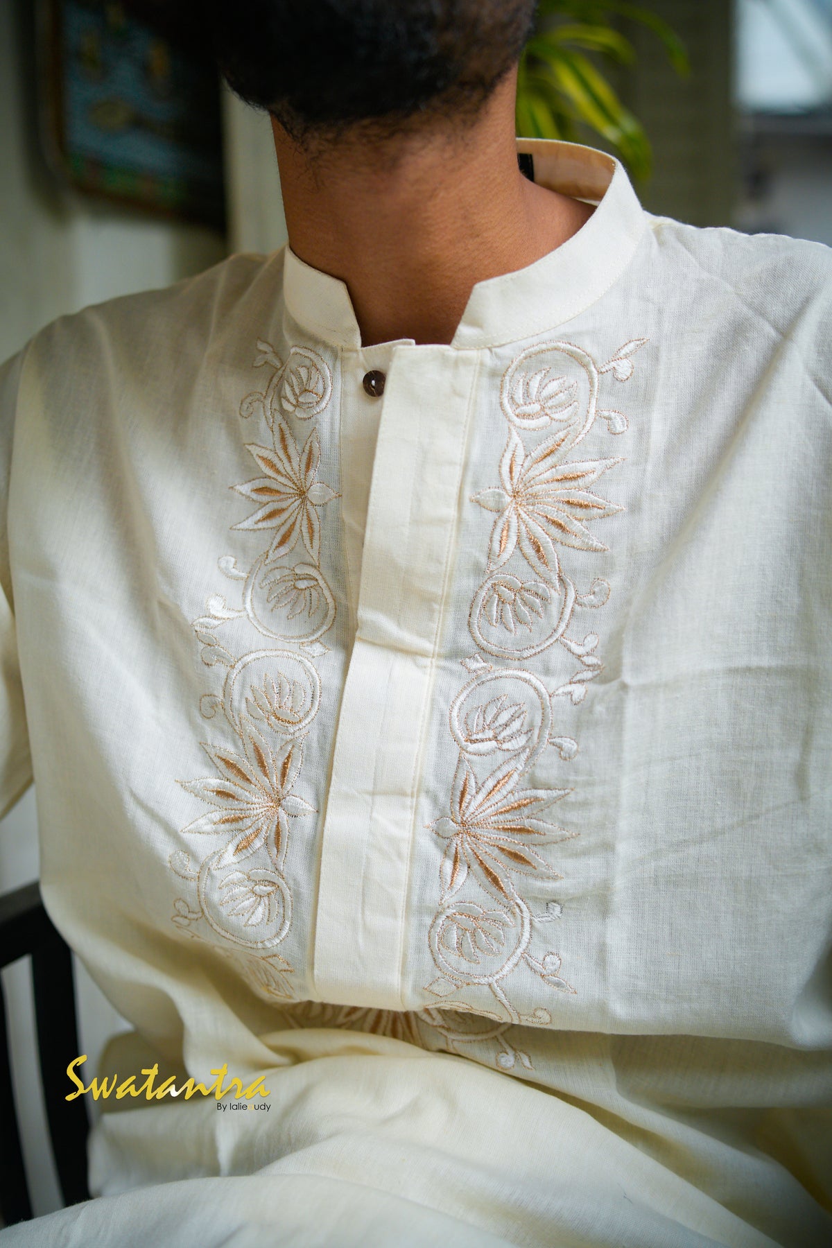 GK OFFWHITE ARYAK KURTA