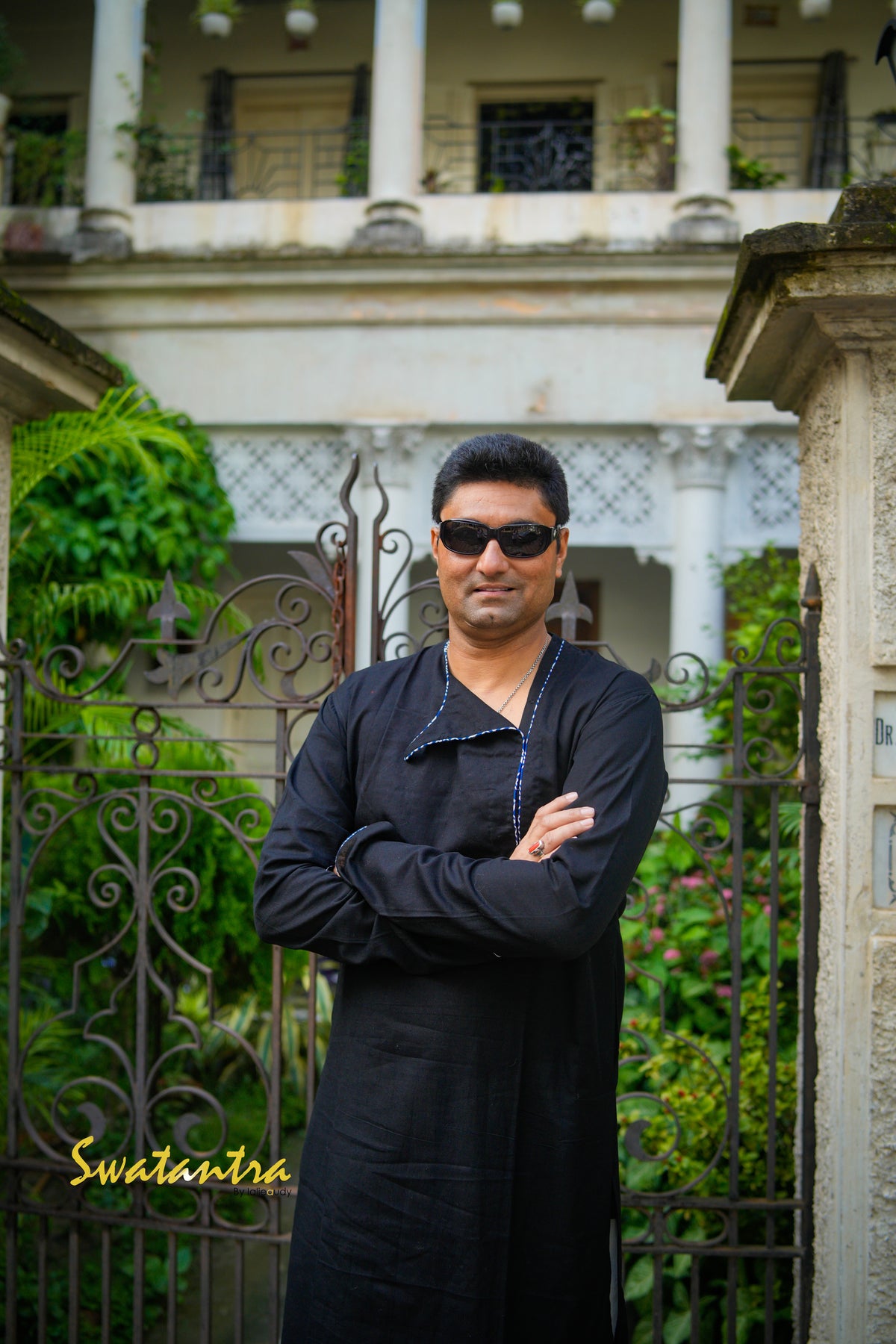 GK BLACK APPLIQUE RONODEB KURTA