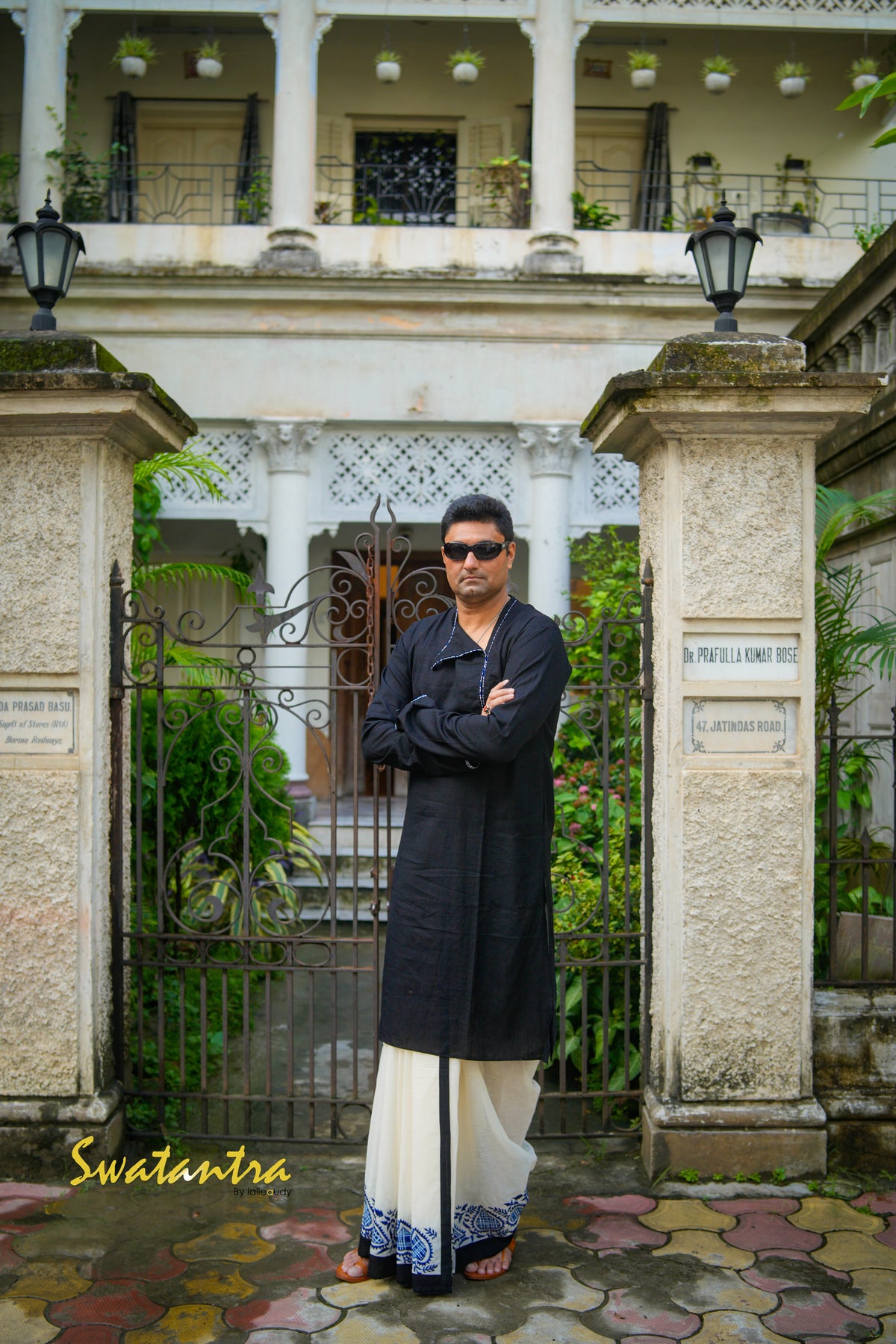 GK BLACK APPLIQUE RONODEB DHOTI
