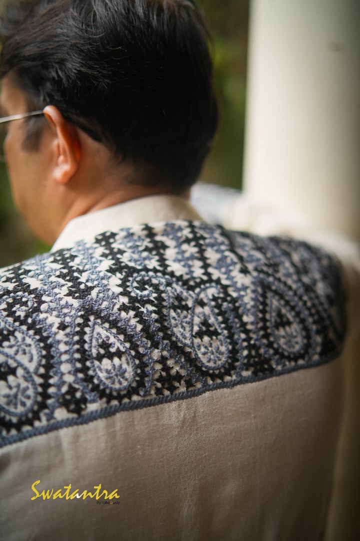 GK OFFWHITE GUJRATI SSR