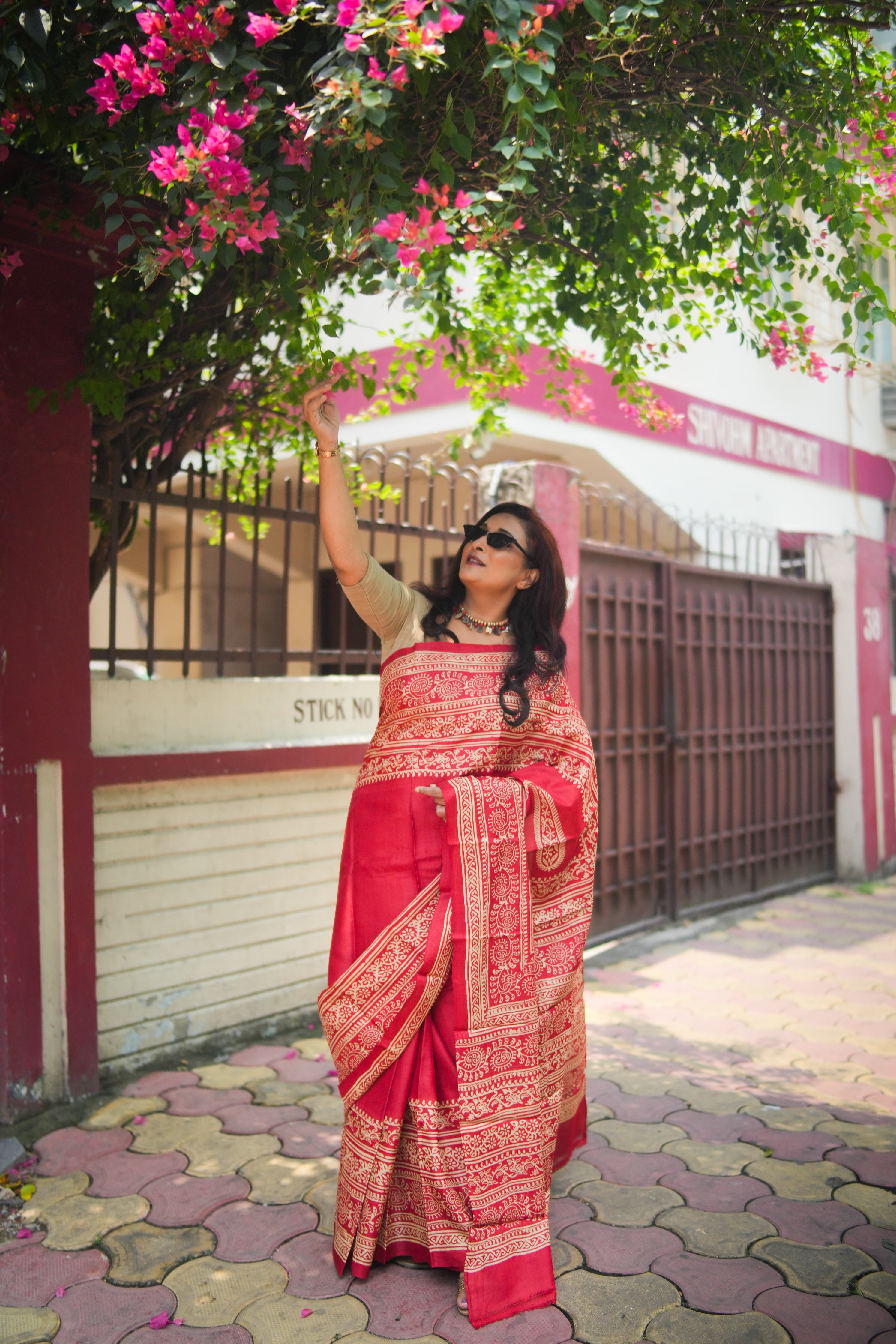 SAREE TUSSER RED DISCHARGE AUDY