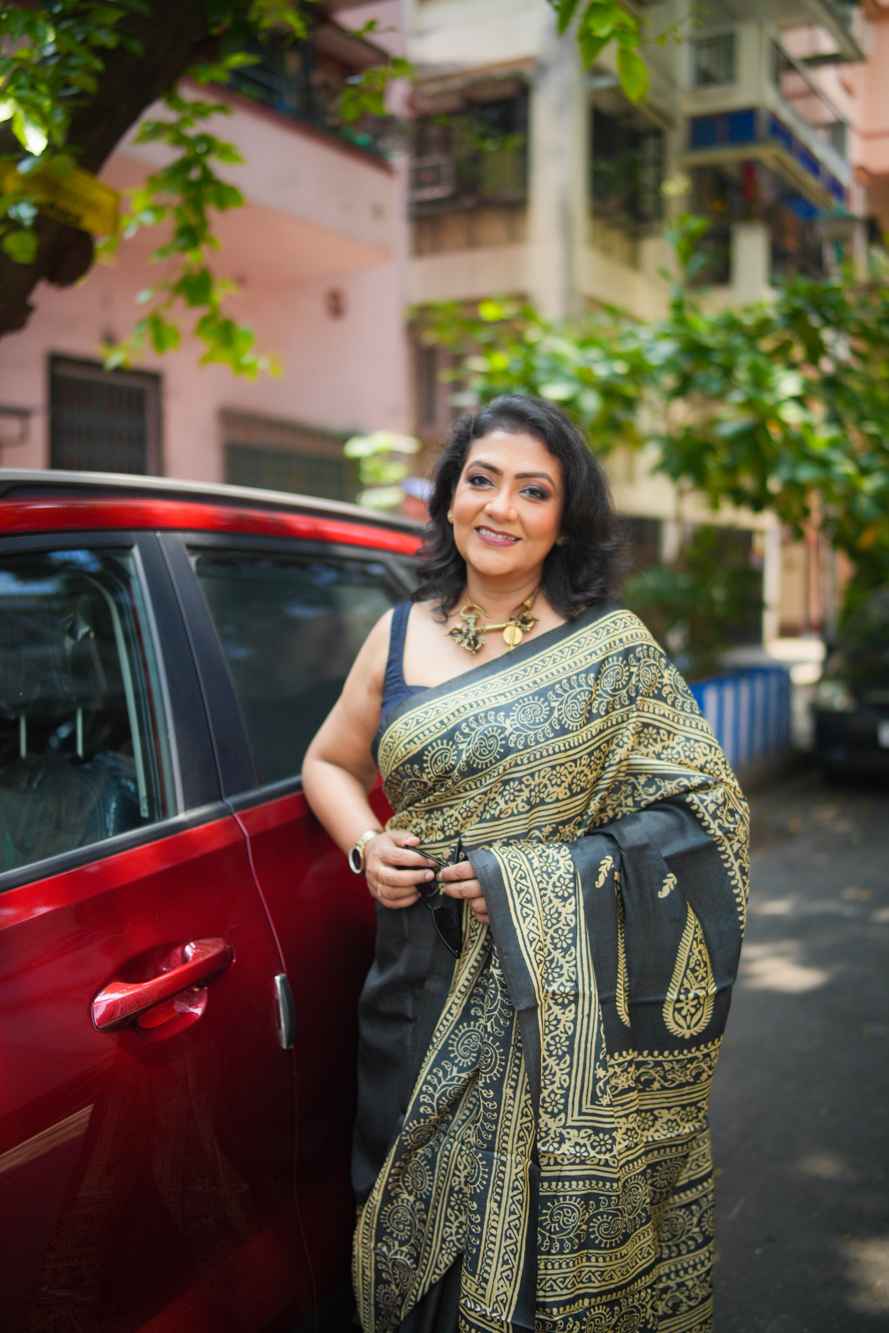 SAREE TUSSER BLACK DISCHARGE LALIE
