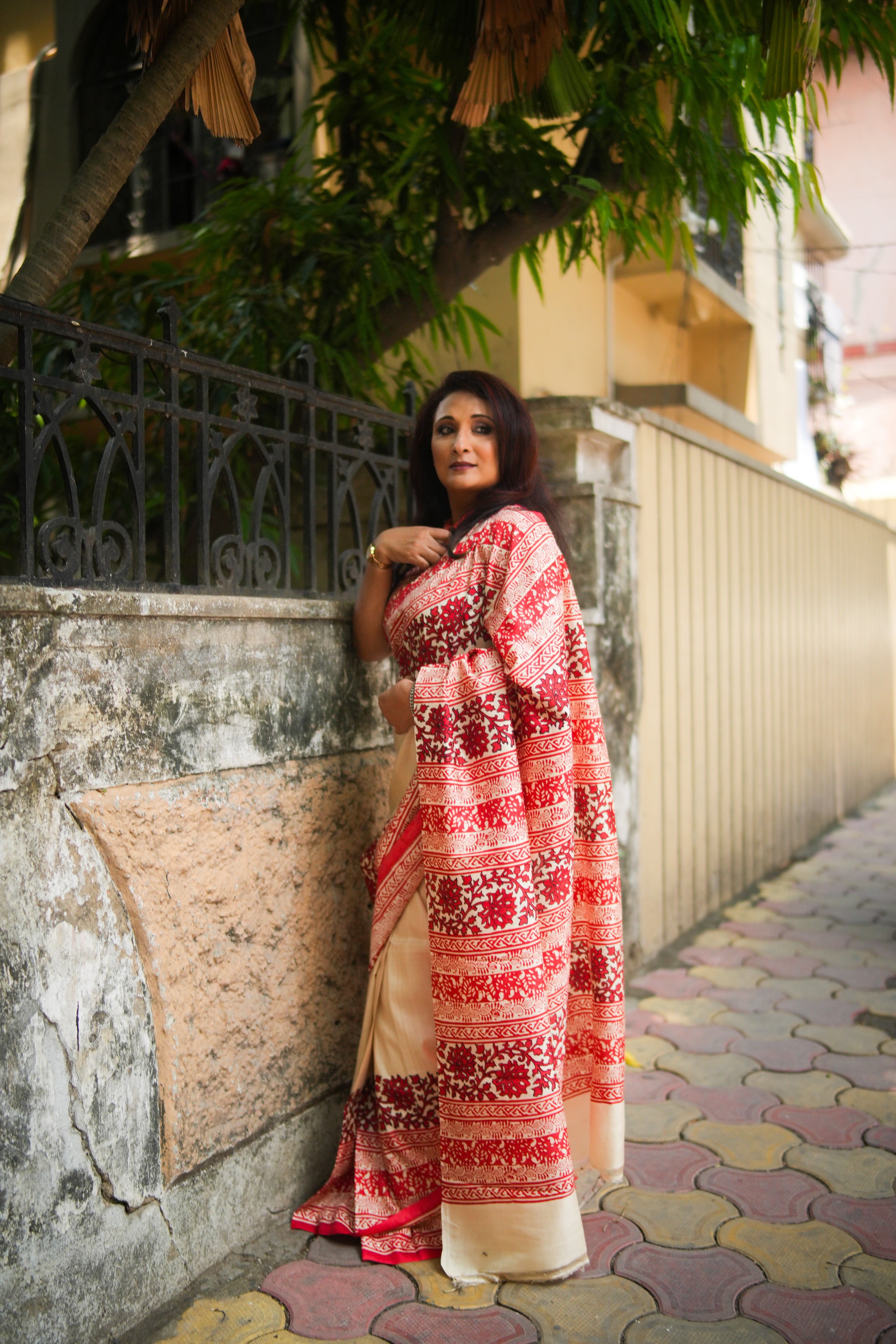 SAREE SILK OFFWHITE RED AUDY