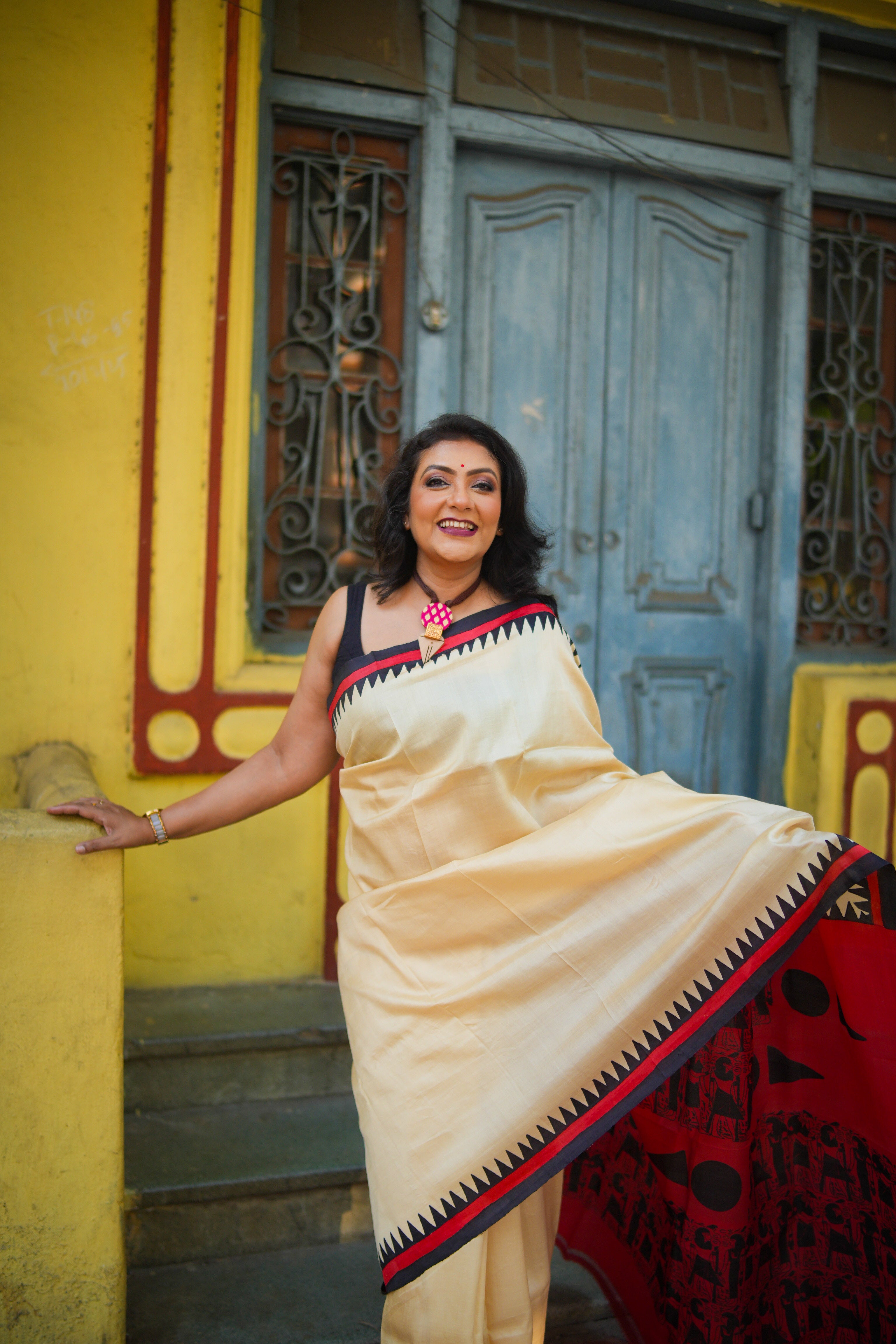 SAREE SILK CREAM BLACK RED LALIE