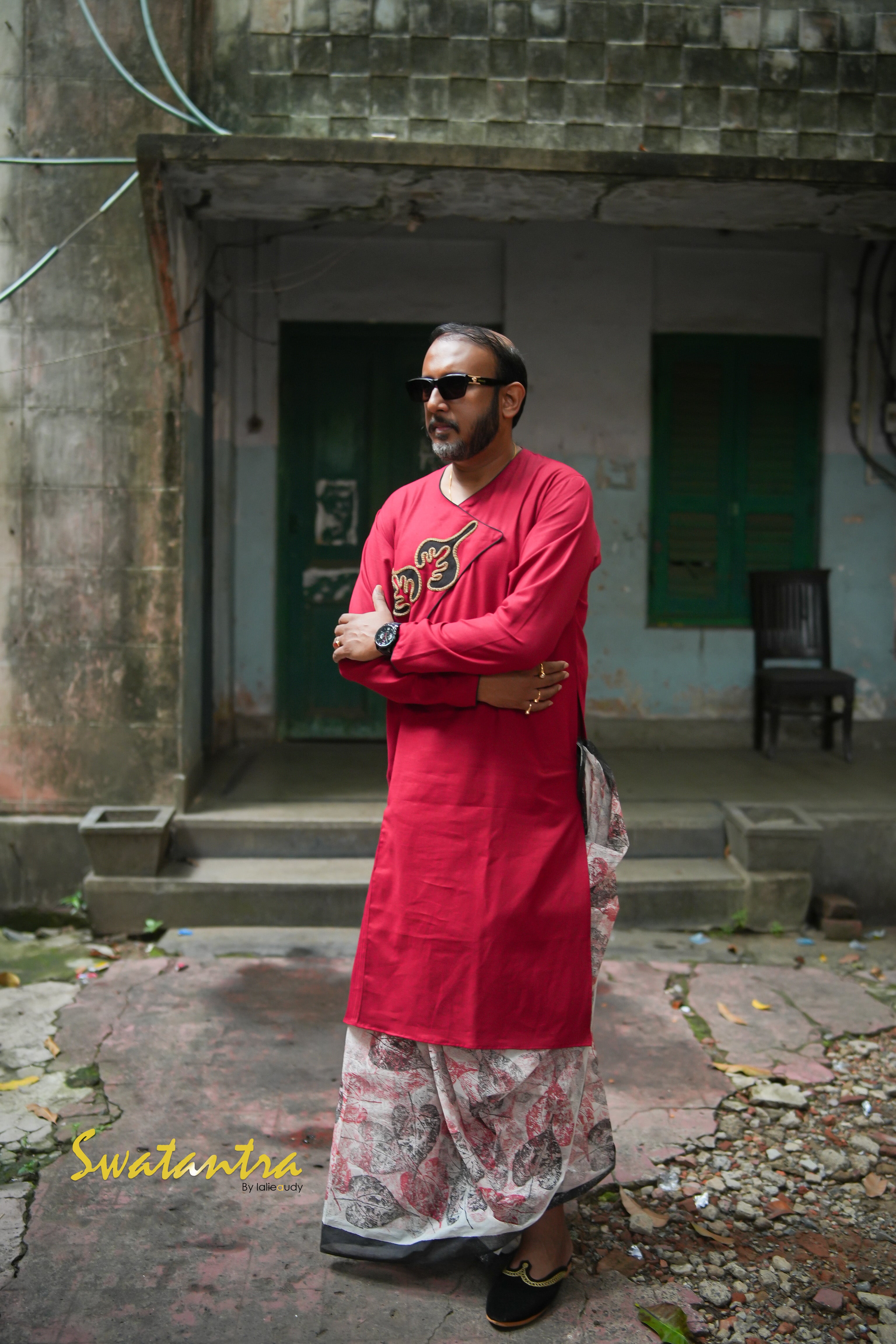 DHOTI MAROON JUTE APPLIQUE SAPTARSHI