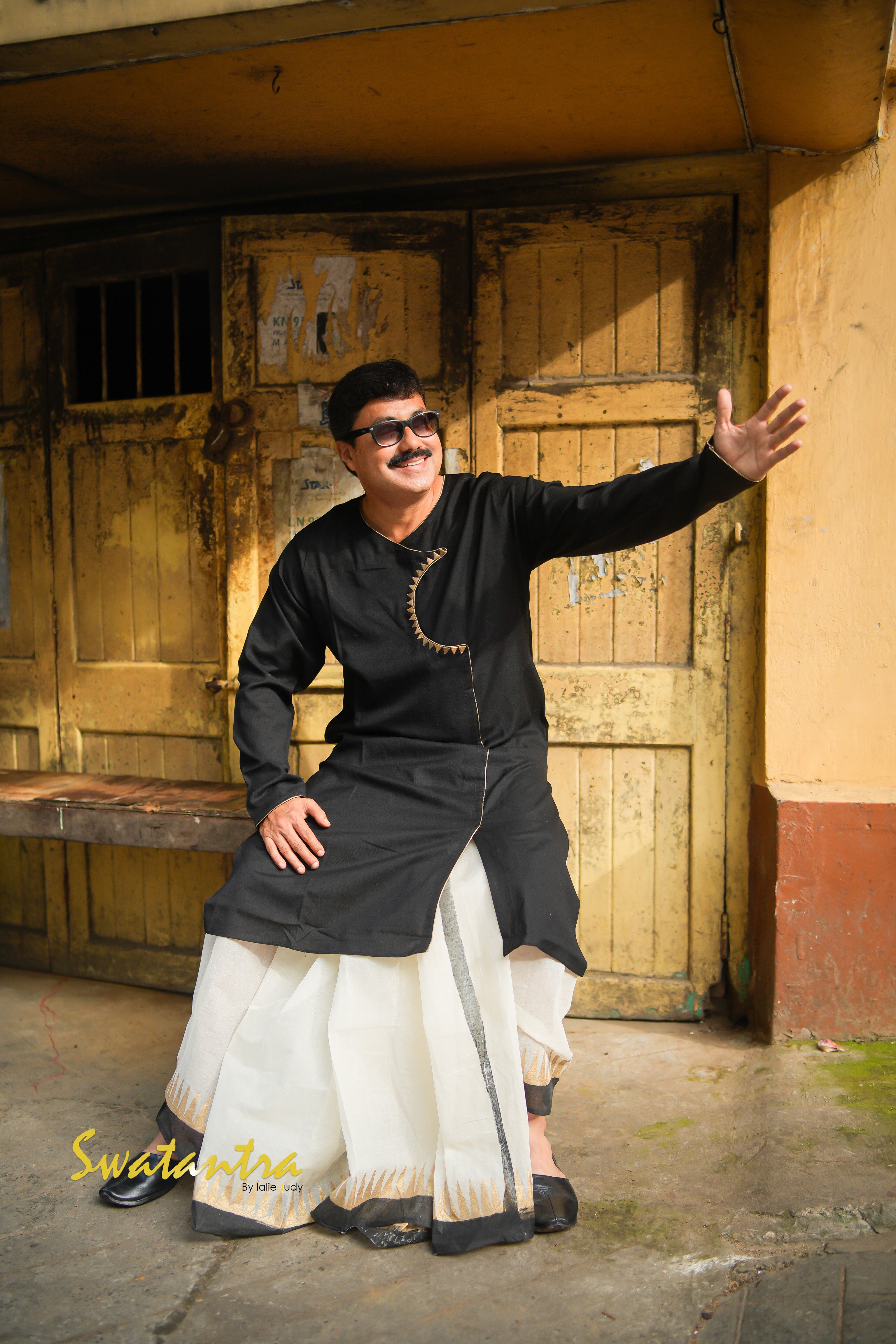 DHOTI BLACK C ANJAN