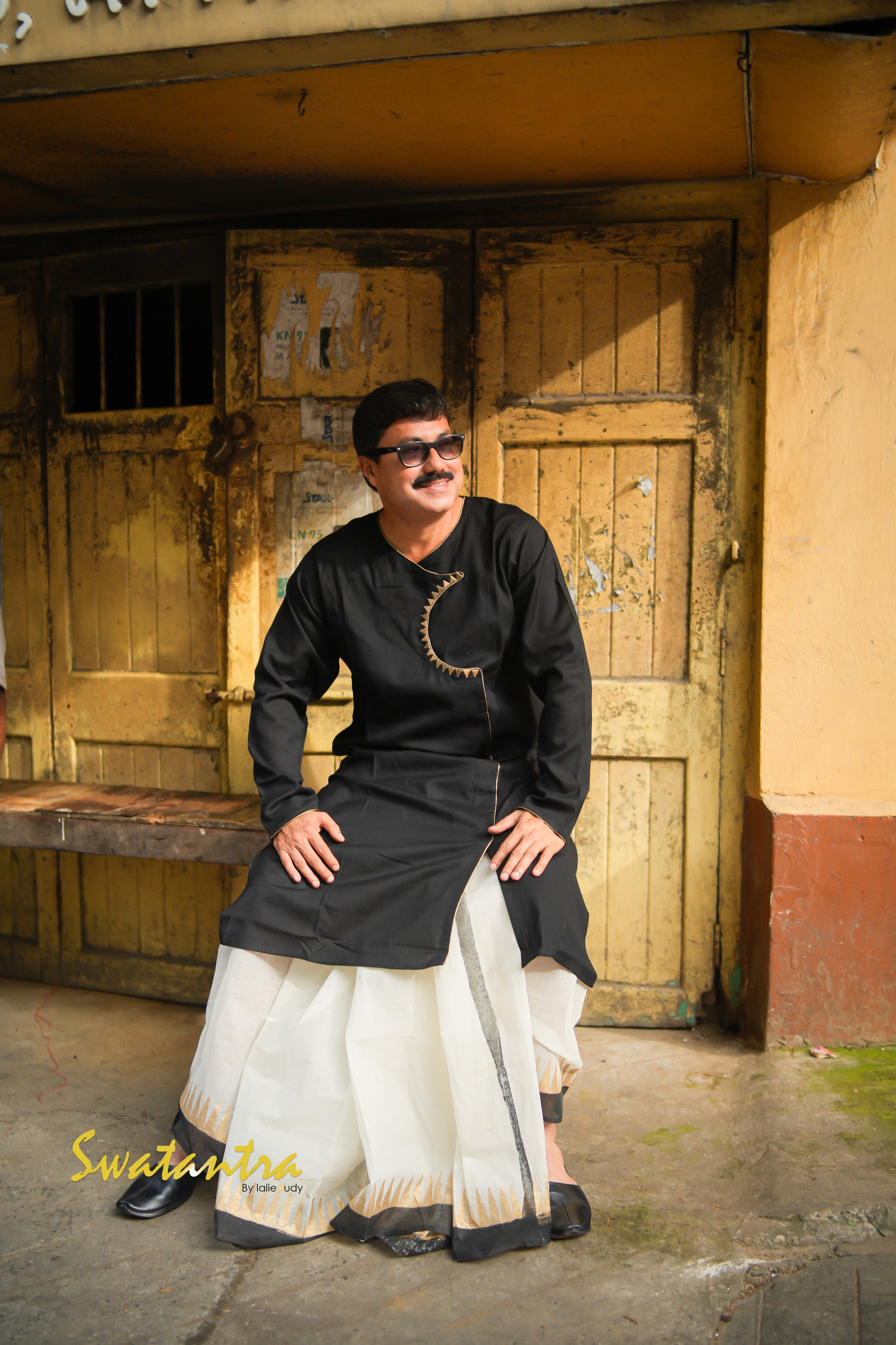 DHOTI BLACK C ANJAN