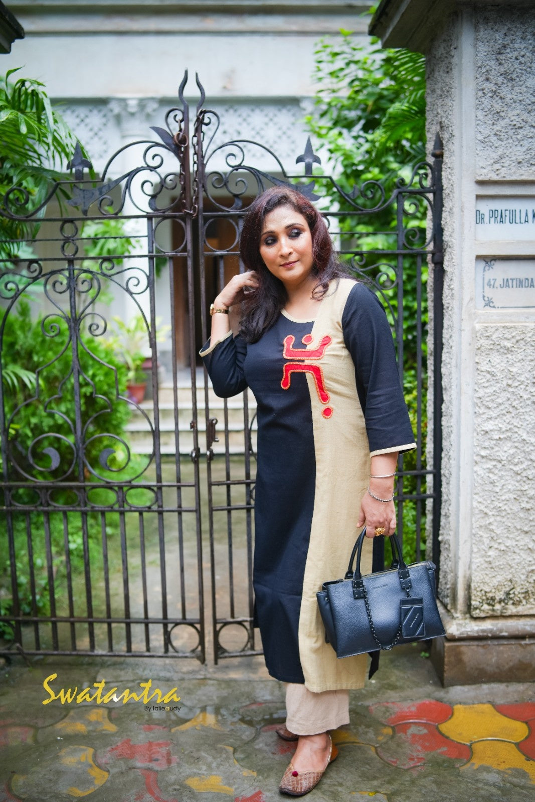 AUDY SAIKAT BLACK SWASTIK SARONG