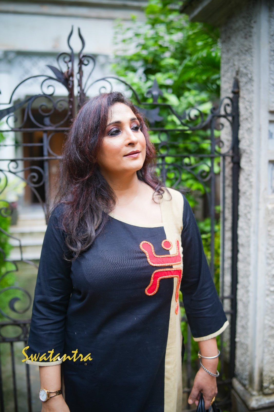 AUDY SAIKAT BLACK SWASTIK SARONG