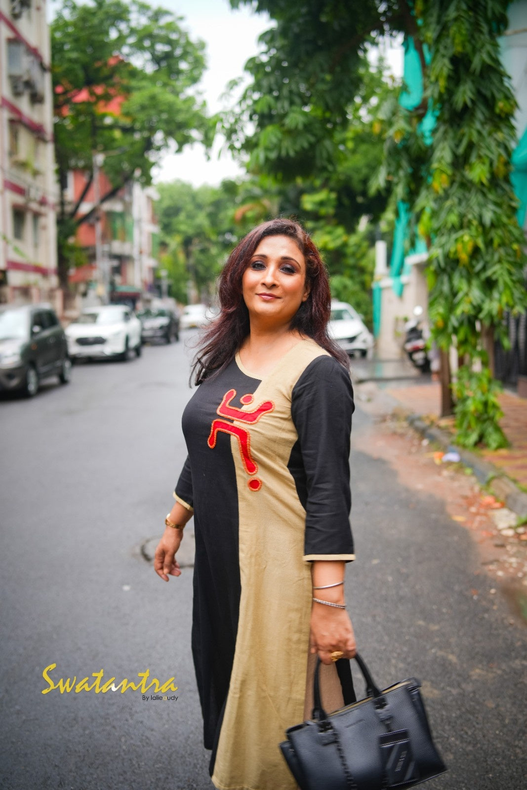 AUDY SAIKAT BLACK SWASTIK SARONG
