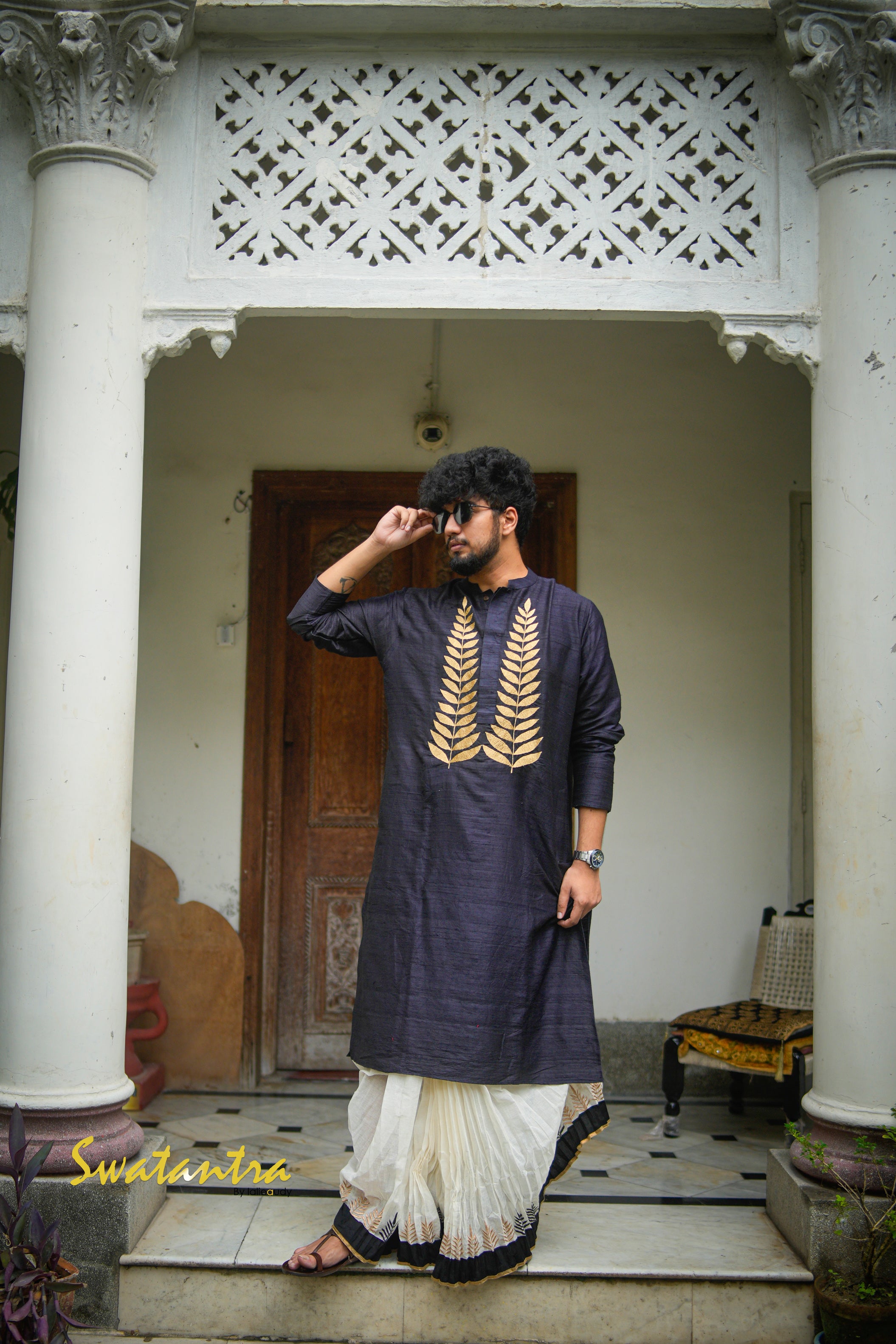 GK BLACK RAW SILK DEBASHRUTO - KURTA