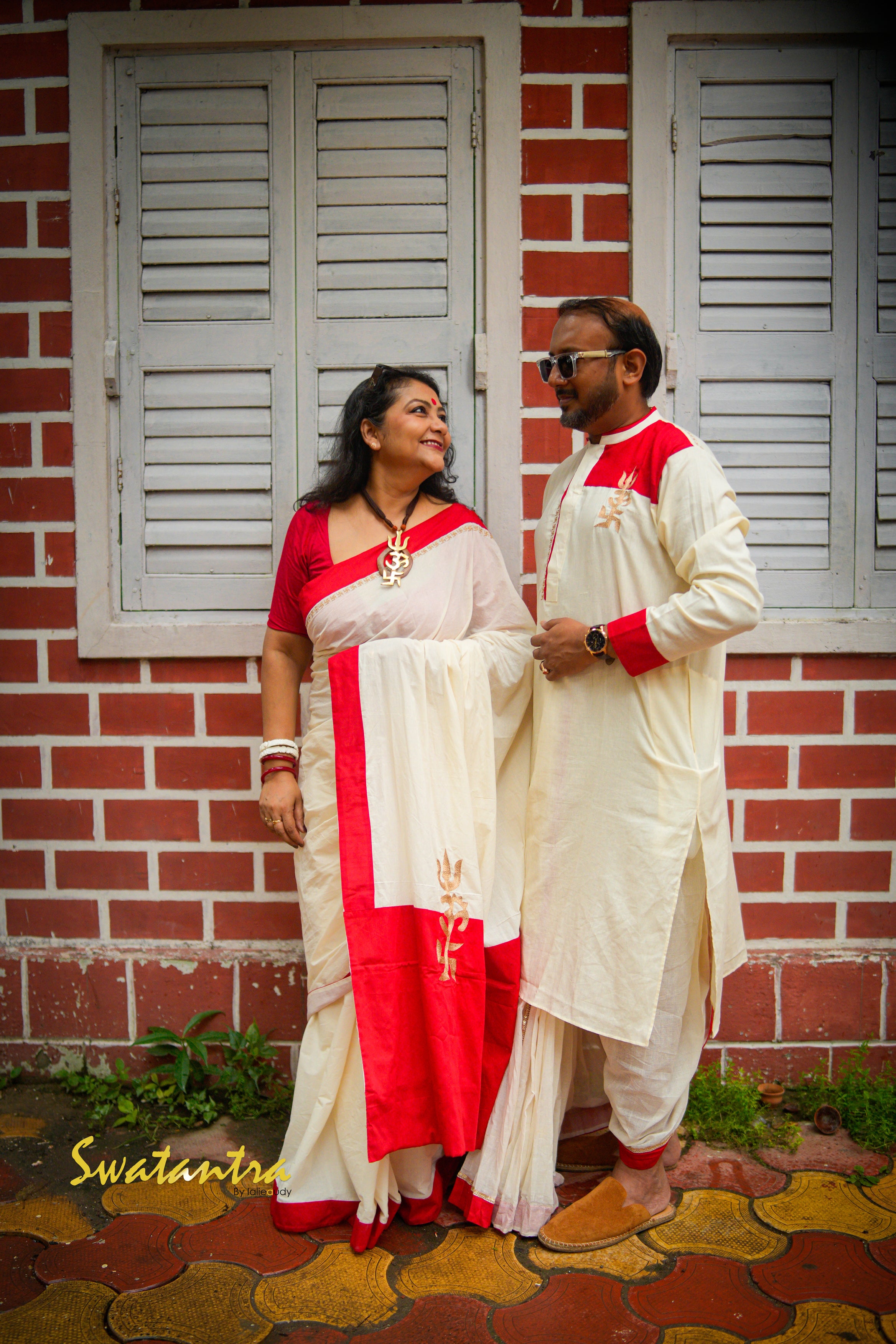 LALIE SAPTARSHI OFFWHITE-RED - KURTA