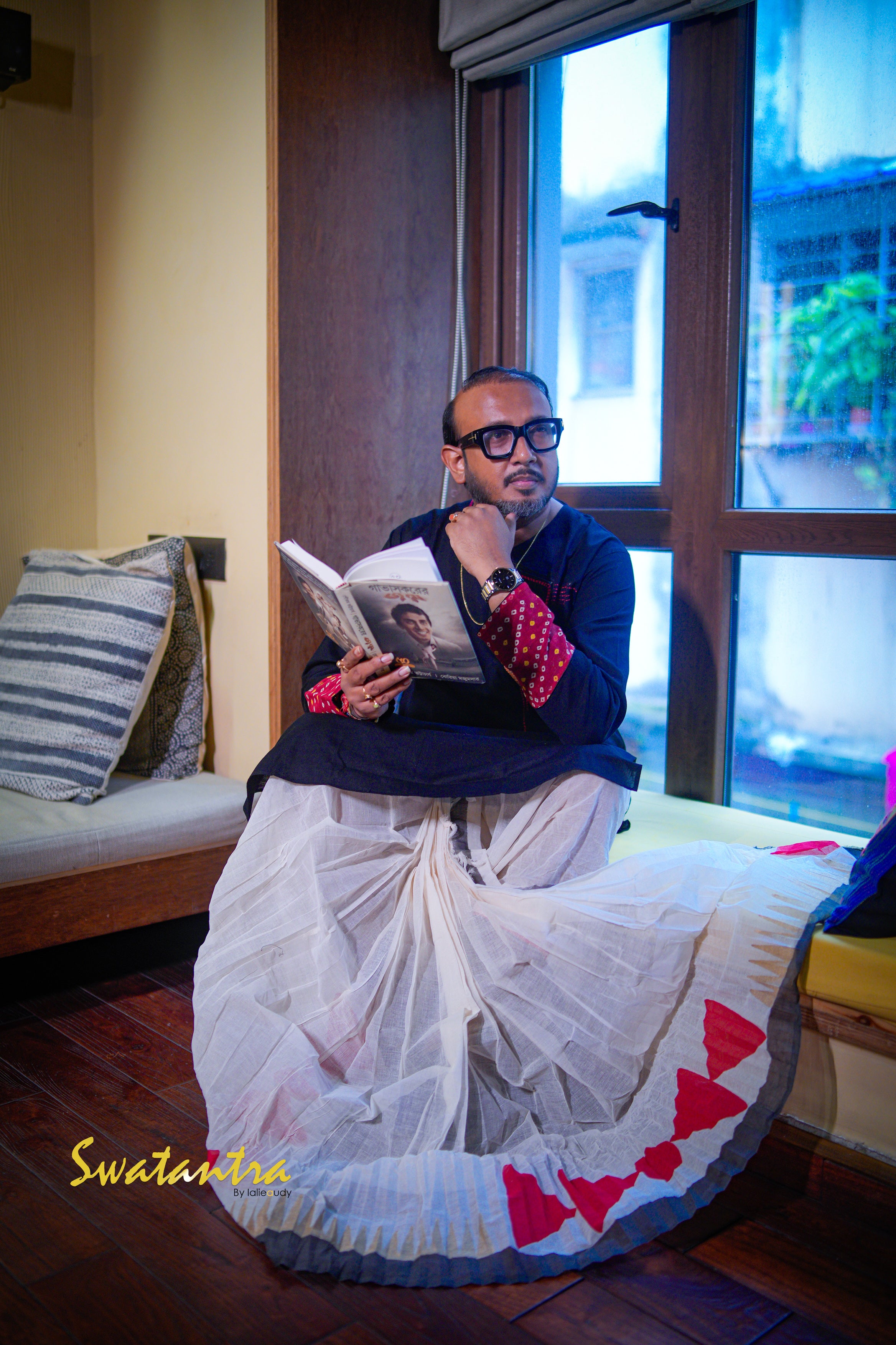 GK BLACK-RED DR.SAPTARSHI - DHOTI