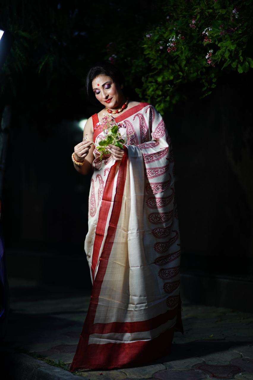 SAREE TUSSER AND RED PAISLEY ADITI